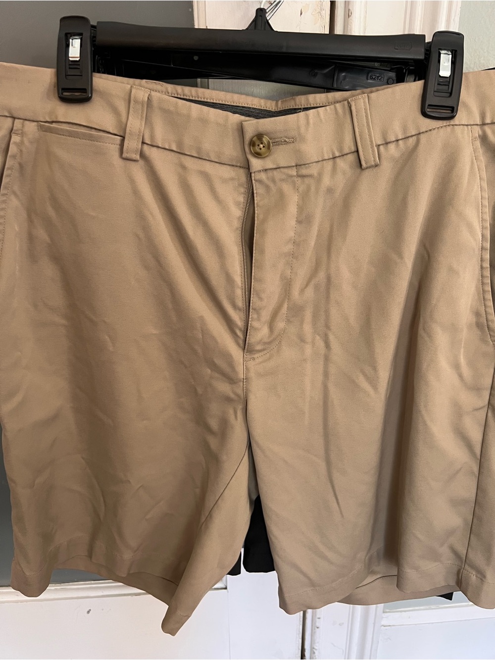 Roundtree & Yorke Men's Tan Athletic Shorts